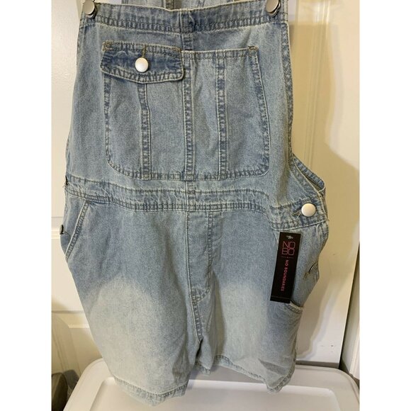 New No Boundaries Bib Overalls Women’s Sz XL 15-17 Shorts Denim NWT - Picture 4 of 6